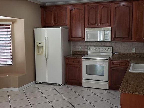 5th image of 4111 34th St E