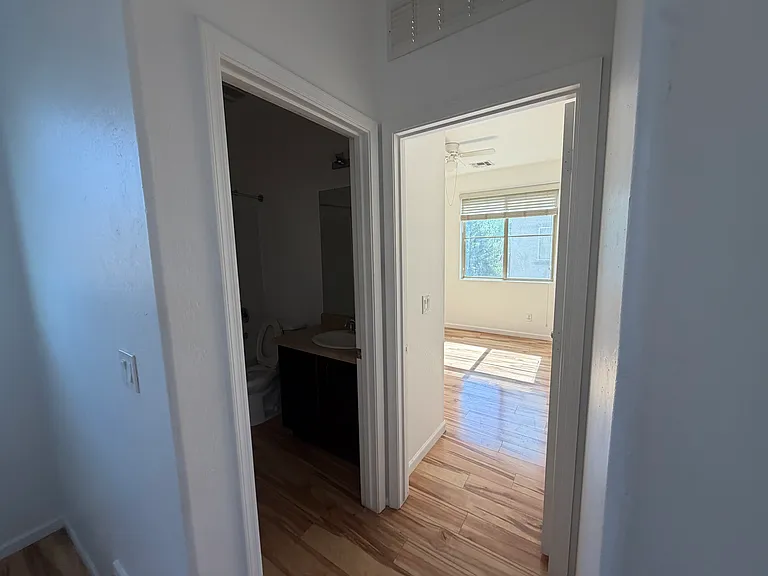 7809 W Palm Ln — Photo 5