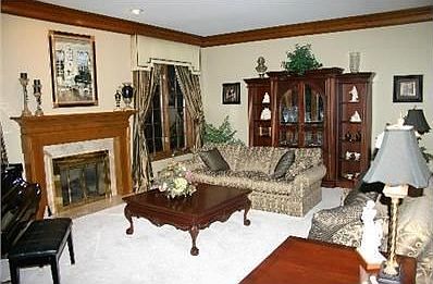 5th image of 3010 Fox Glen Ct