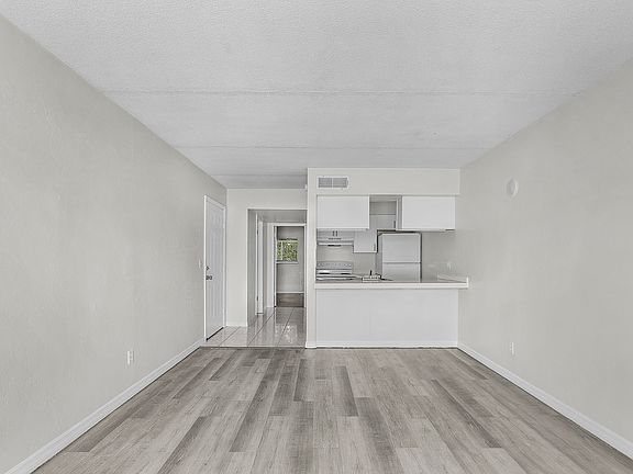 2nd image of 2315 Central Ave #75-42