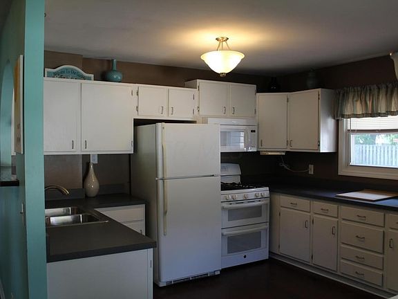 5th image of 7381 Donald Ave