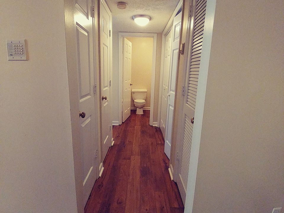 2nd image of 209 Acklen Park Dr APT 5