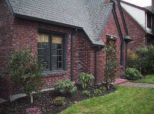 1810 E Lynn St, Seattle, WA 98112