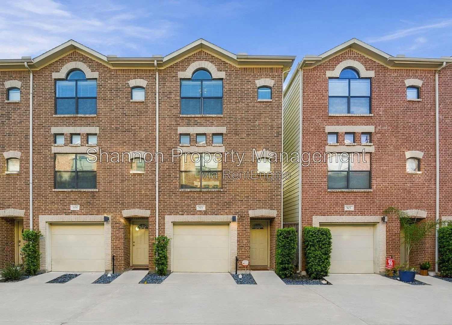 2 bed, 2.0 bath, 1501 sqft, $2,150 — Photo 1