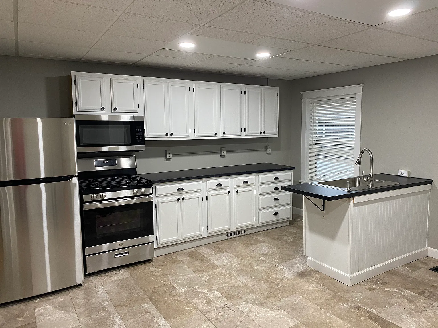 2 bed, 1200 sqft, $850 — Photo 3