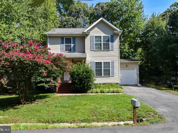1260 Juniper St, Shady Side, MD 20764