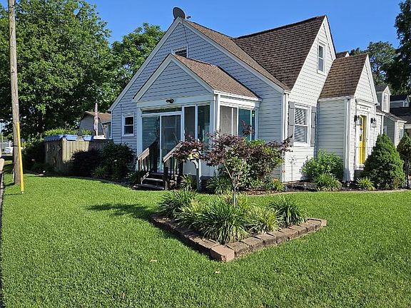 2nd image of 101 Idlewood Ave