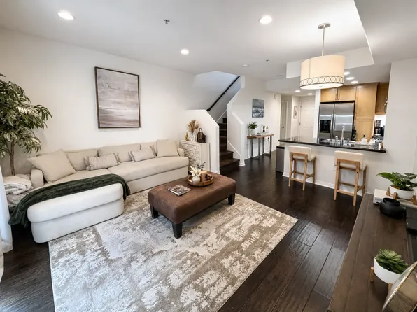 931 E Walnut St, Pasadena, CA