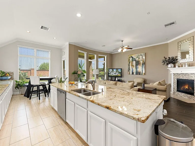25819 Oakwood Knoll Dr — Photo 8