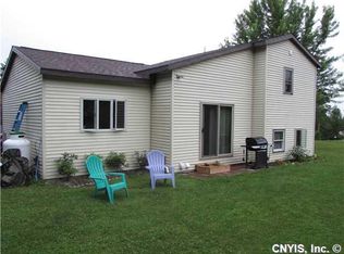 6028 Breed Rd, Camillus, NY 13031