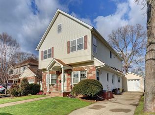 177 N Hickory St, Massapequa, NY 11758