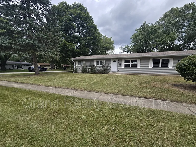 18660 Pamela Pl — Photo 1