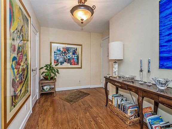 5th image of 25 Neptune Blvd APT 6L