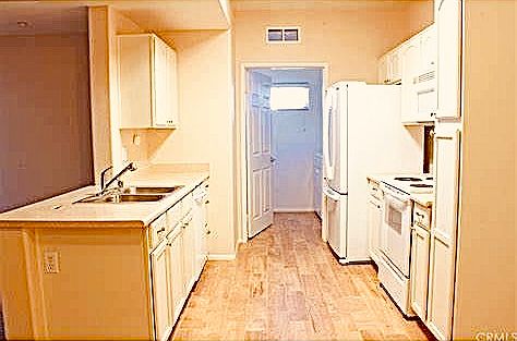 2nd image of 41410 Juniper St Unit 722