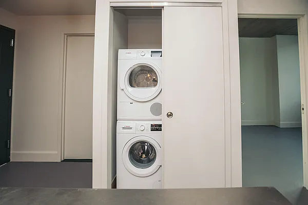 Rented by Nooklyn NYC LLC | media 3