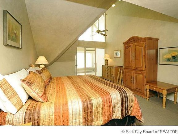 5th image of 1415 Lowell Ave #B313