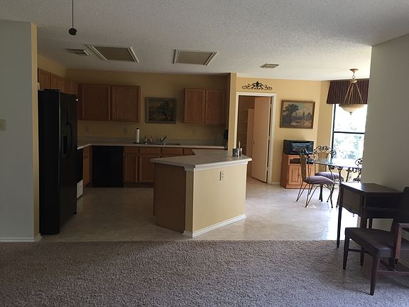 Kitchen with breakfast nook