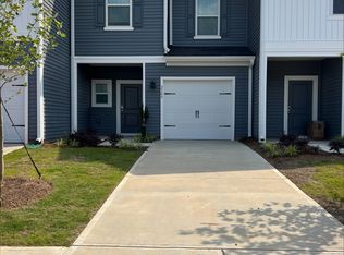 2309 Belterra Dr, Charlotte, NC 28216
