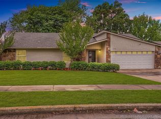 208 N Hemlock Ave, Broken Arrow, OK 74012