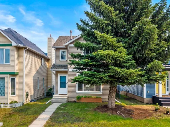91 W Hidden Cres NW, Calgary, AB T3A 5L4
