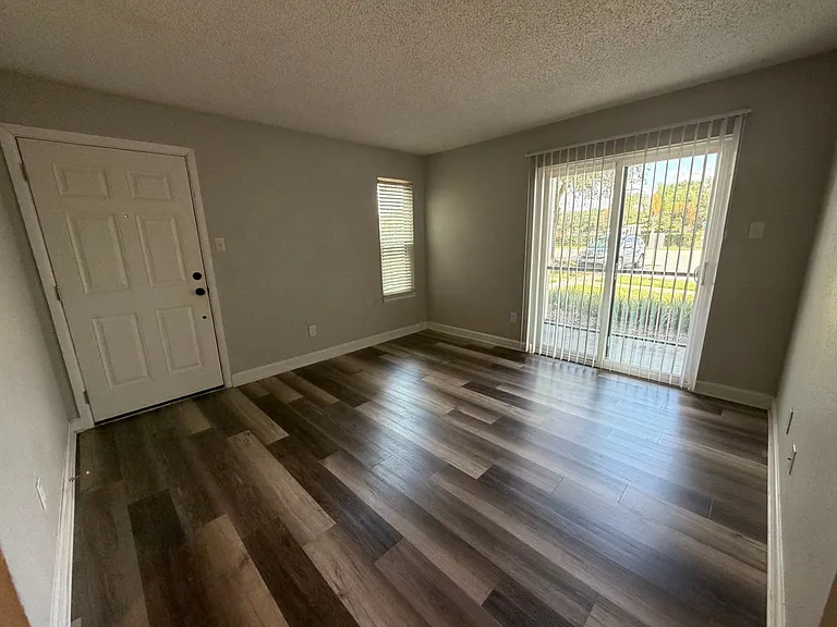 3772 Idlebrook Cir #108 — Photo 3