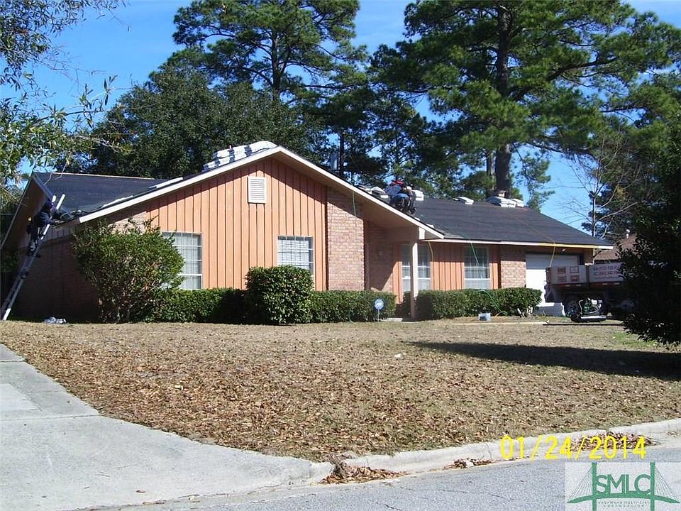 2nd image of 810 Tavern Rd