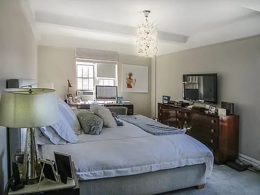 Rented by Rachel Realty | media 9