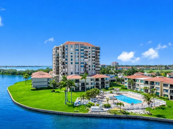 6372 Palma Del Mar Blvd S APT 304, Saint Petersburg, FL 33715