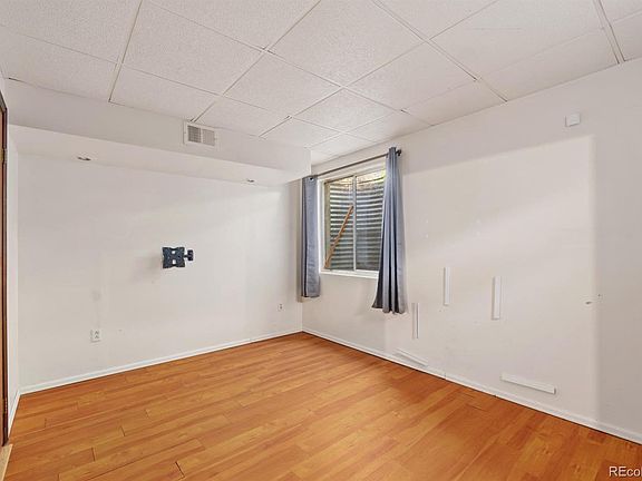 5th image of 9844 Fairwood Street