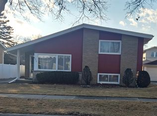 8926 Natoma Ave, Morton Grove, IL