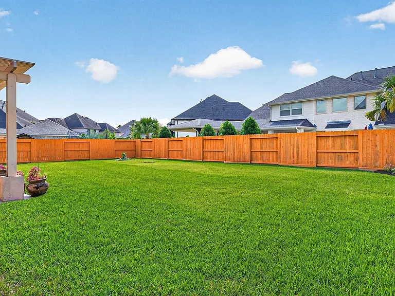 2315 Vinemead Ct — Photo 42