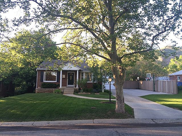 1st image of 3265 E Marie Ave