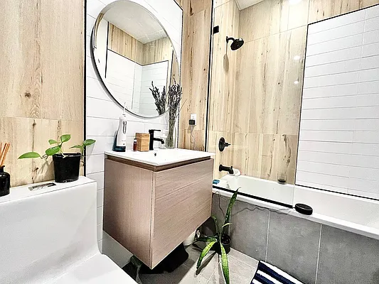 Rented by Doorway NYC, LLC | media 35