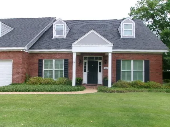 116 Bayou Oaks Cir, Greenville, MS 38701