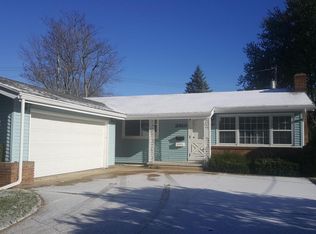 2919 Hemlock Pl, Lansing, MI 48910