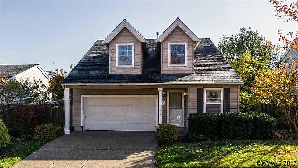 3129 SE Midvale Dr photo 1