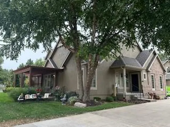 7309 Legler St, Shawnee, KS 66217