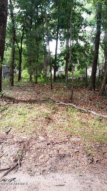 1st image of 10 Lynn Blvd