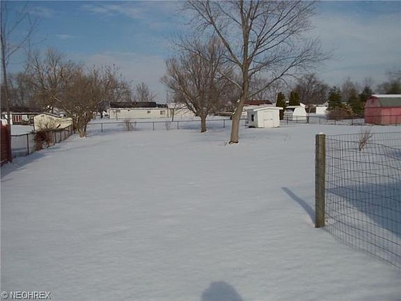 4th image of 739 Diane Ave