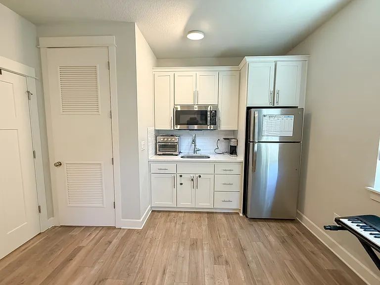 4785 S 16th Dr — Photo 25