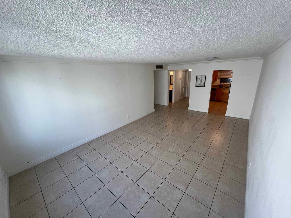 3257 NE 13th St #402-302, photo 3