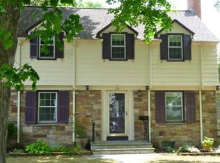 76 Bradford Rd, Rochester, NY 14618