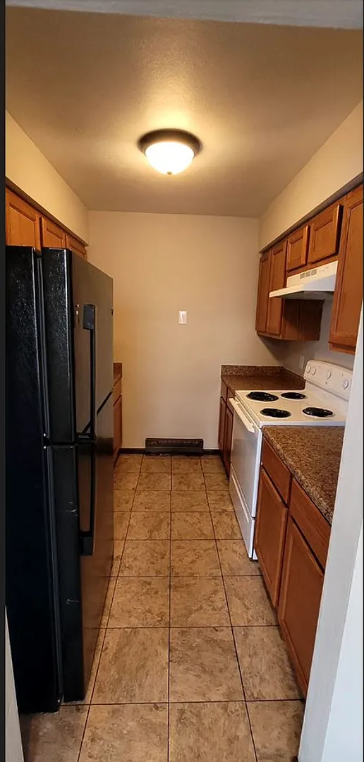 Sanlor Apartments — Photo 3