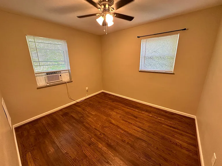 1597 Clio Ave — Photo 6