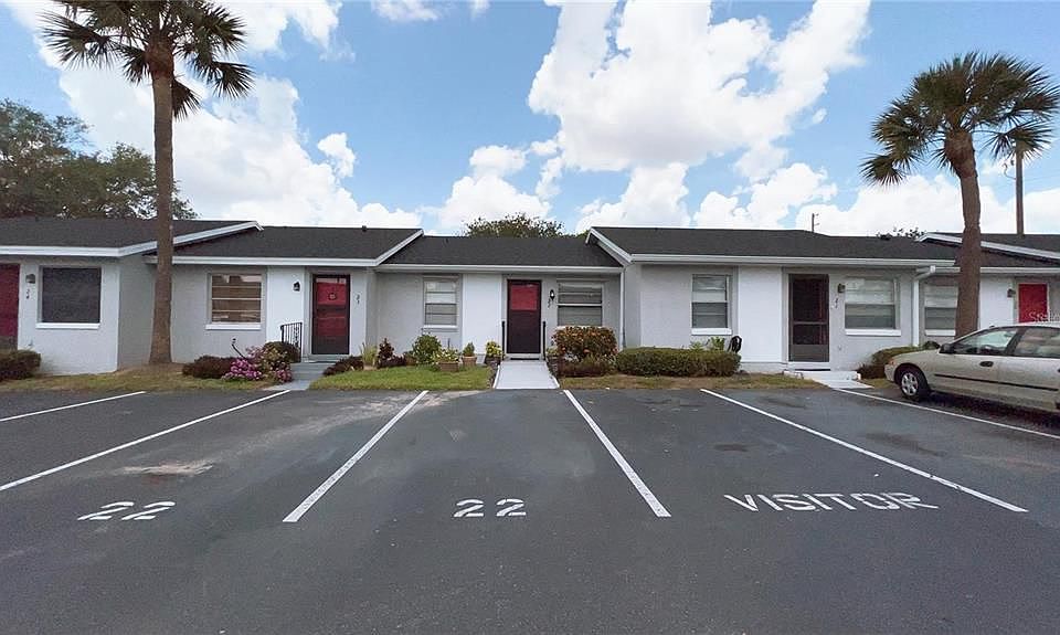 1st image of 22 Lake Villa Way