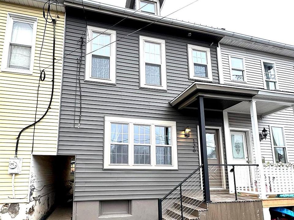 1st image of 126 Vaux Ave