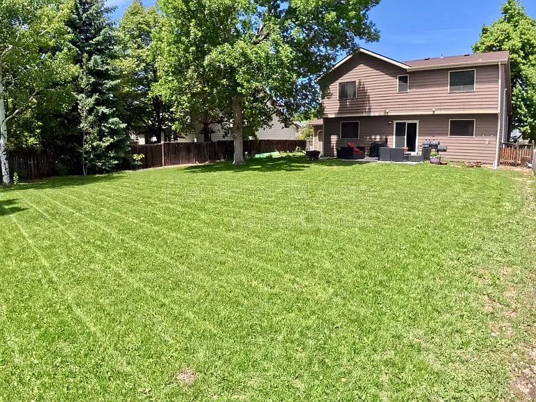 2425 Cochetopa Ct — Photo 21