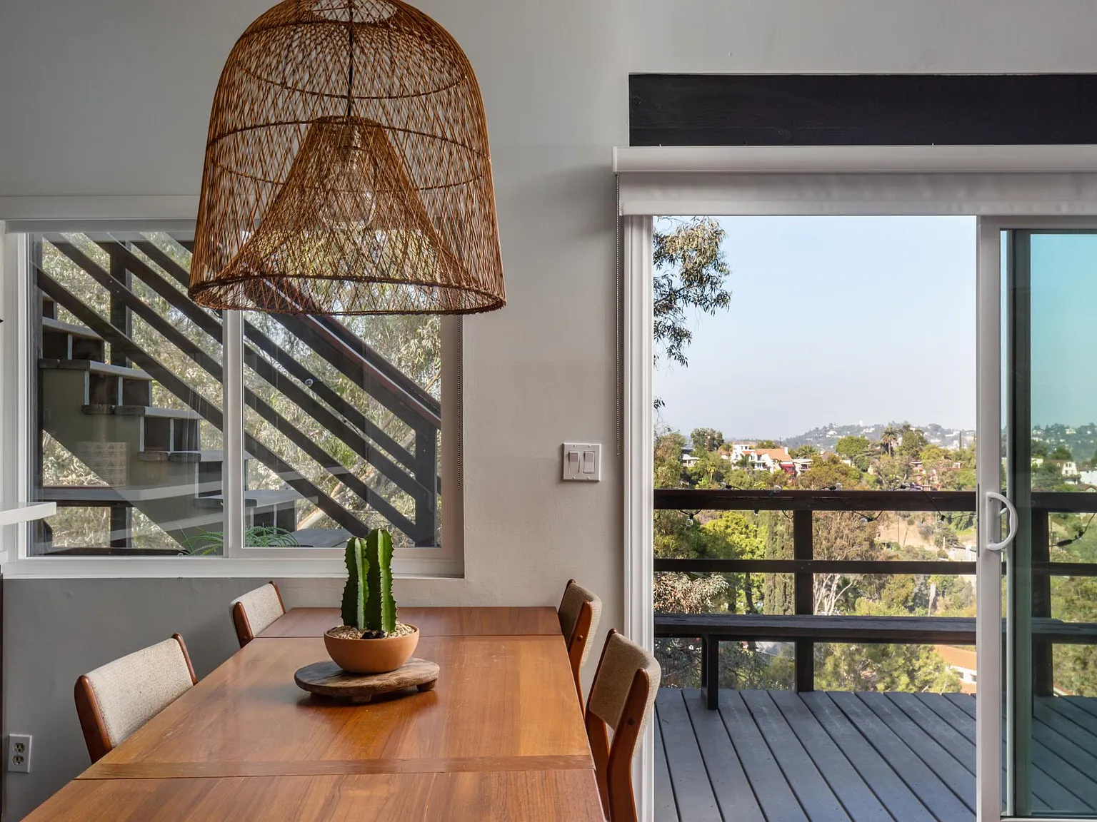 Quail Dr, Los Angeles — Photo 2