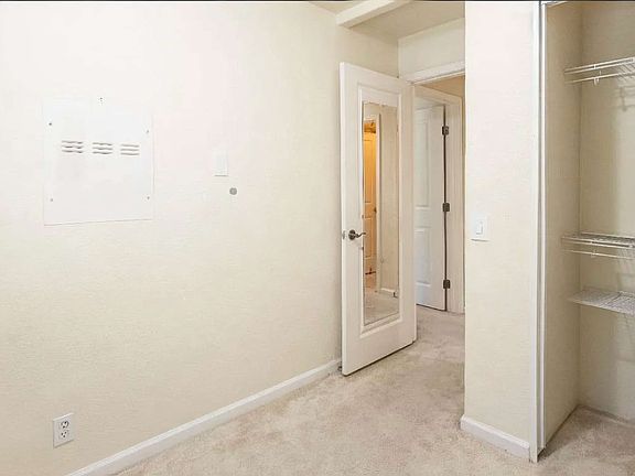 2nd image of 230 Vista Roma Way