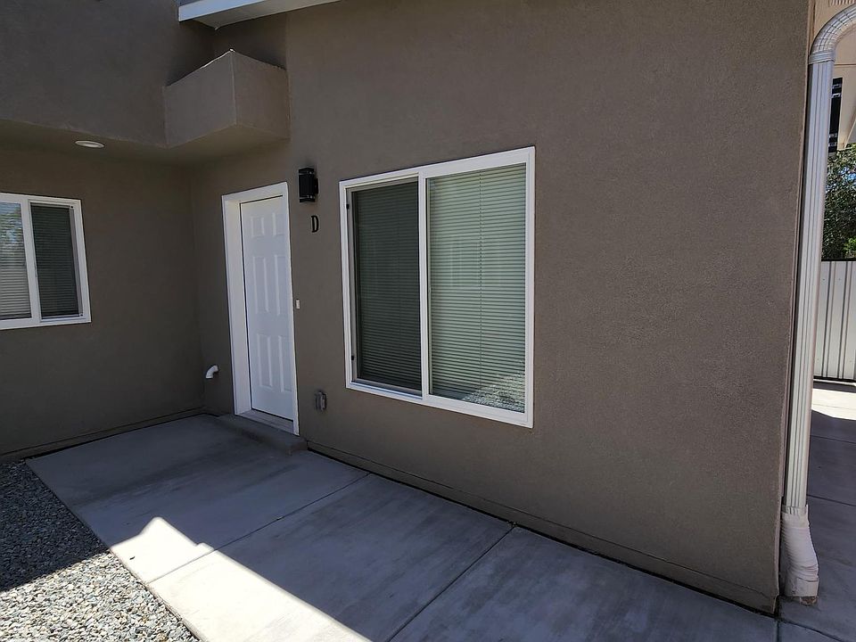 2nd image of 315 Cornell Dr SE #D